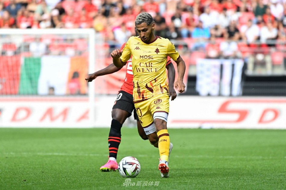 暴露无遗 暴露无遗