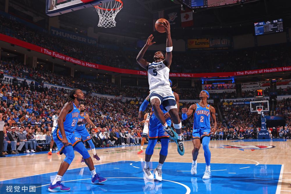 场比赛中展 场比赛中展