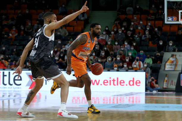 本场对决中 本场对决中