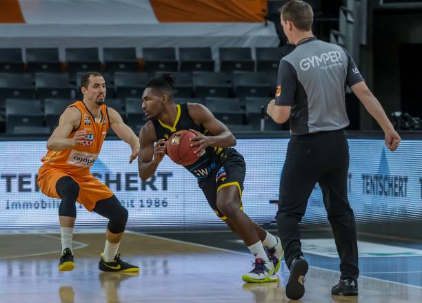 激烈对抗时 激烈对抗时