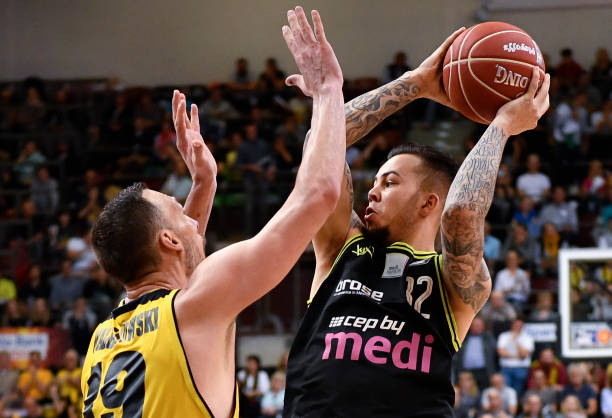 我可以帮你 我可以帮你