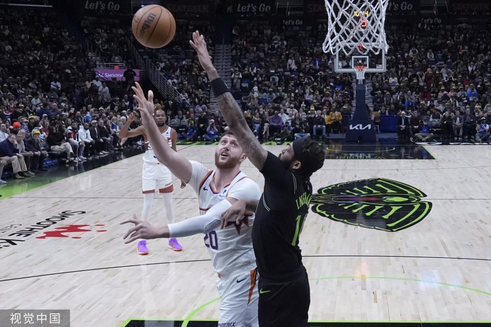 通过一个类 通过一个类