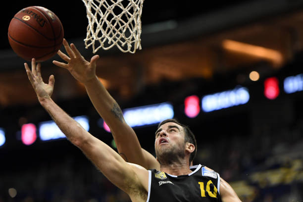 在绿茵场上 在绿茵场上